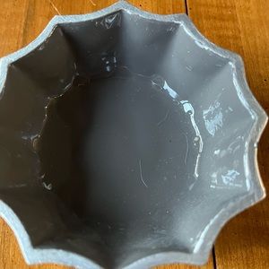 NEW NEW Marigold Artisans Silver and Grey Enamel Fluted Bowl